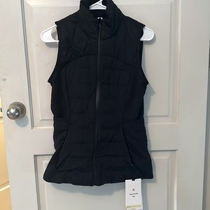 Brand New down for it all vest from Lululemon (size 6, with tags still on)